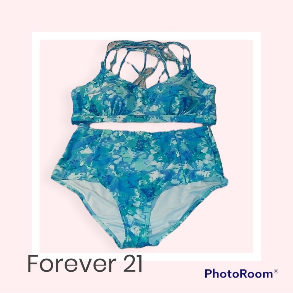 ⭐HOST PICK⭐Plus size Bikini Top & matching bottom